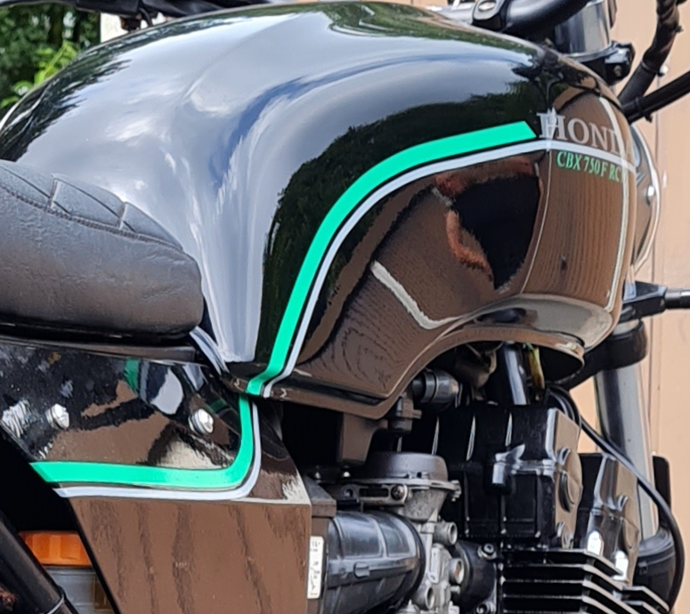 Umbau: CBX 750 F RC17 Honda